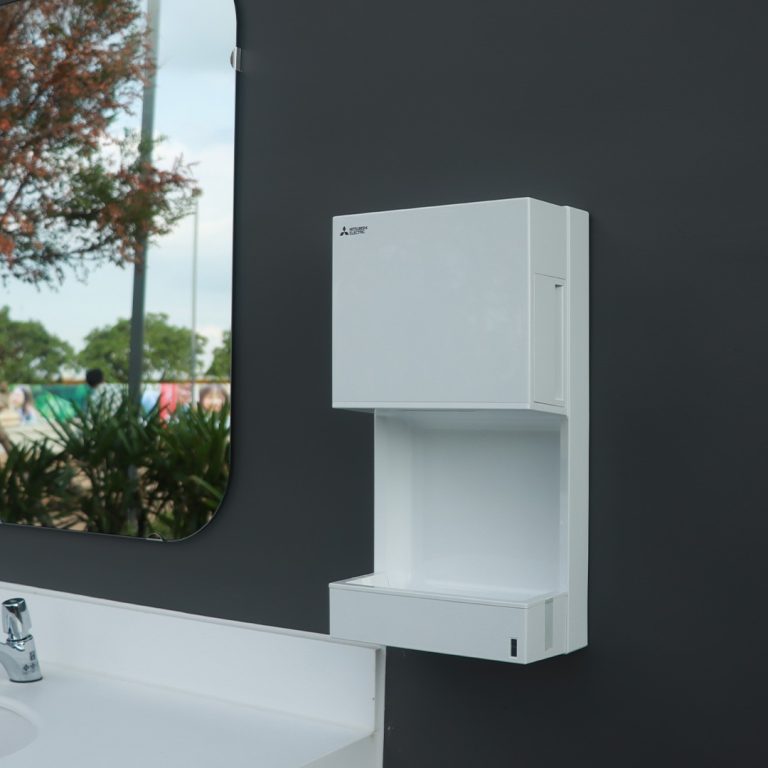 418262906 918304340297802 3276148443394255205 n 768x768