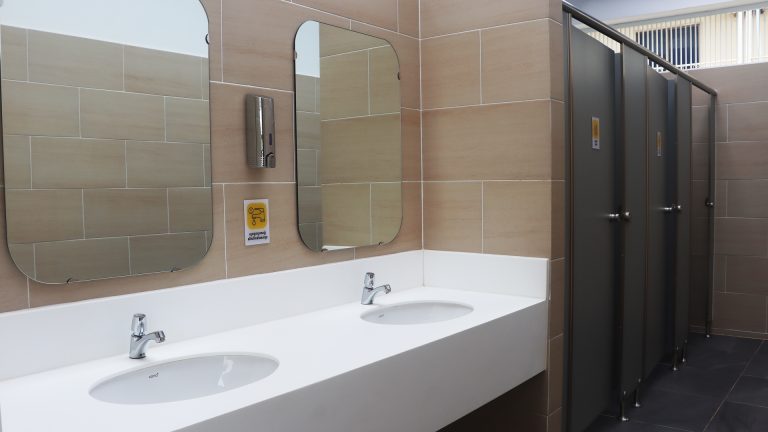 Suong bathroom2 768x432